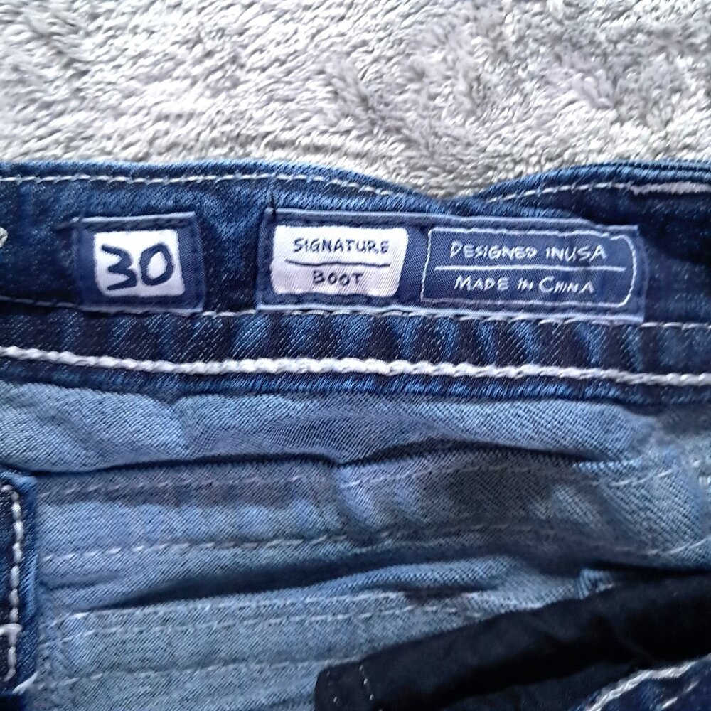 Miss Me Jean Women 31x34, Tag 30X34 Boot Cut Embellished Distressed Flap Pockets - Picture 7 of 16